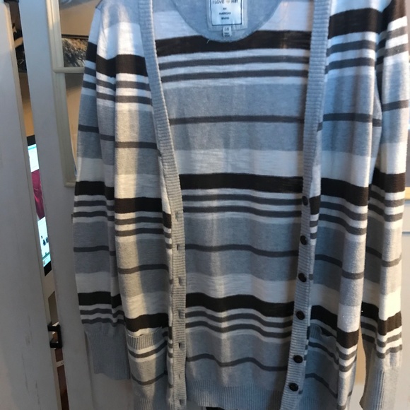 striped Cadigan - Picture 2 of 9